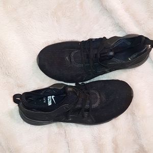 Nike Flex Contact 3 running shoes